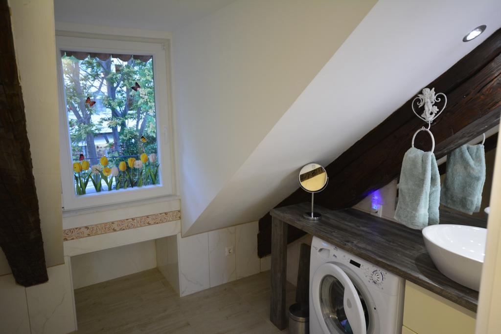 Petrova Attic Apartment สปลิท ห้อง รูปภาพ
